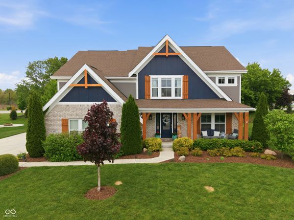 692 Ridge Gate Drive, Brownsburg, IN 46112
