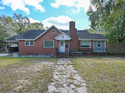 608 Academy Street , Batesburg, SC 29006