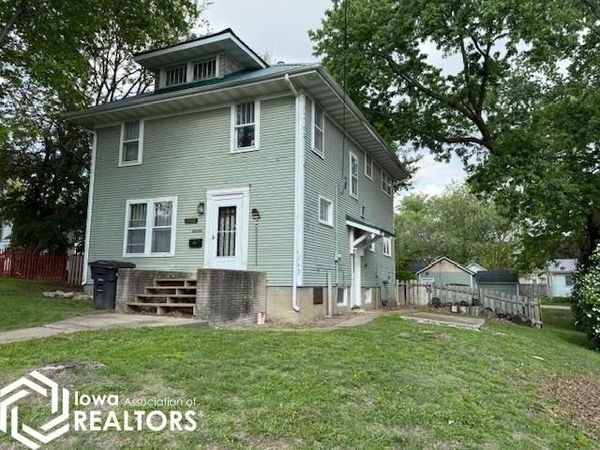 302 N Van Buren Street, Mount Pleasant, IA 52641