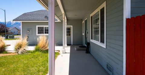 1284 Kyndal Way, Gardnerville, NV 89460 Photo