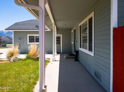 1284 Kyndal Way, Gardnerville, NV 89460 Photo