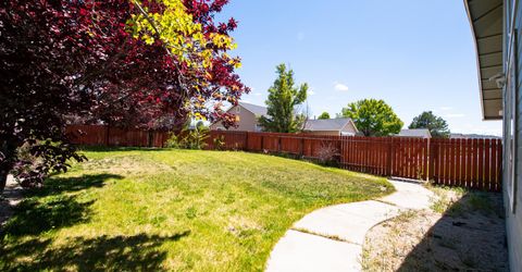 1284 Kyndal Way, Gardnerville, NV 89460 Photo