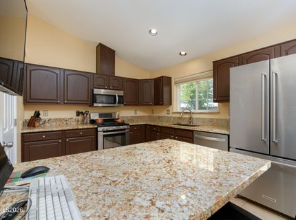 1284 Kyndal Way, Gardnerville, NV 89460 Photo