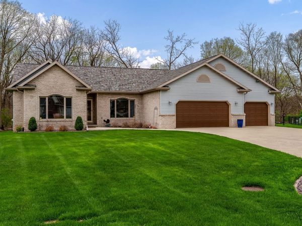 620 E Waterford Drive, Beloit, WI 53511
