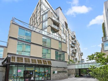 601 W Rosemary Street, Unit 604, Chapel Hill, NC 27516