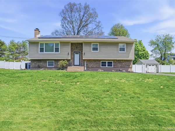 12 Daisy Lane , Wappingers Falls, NY 12590