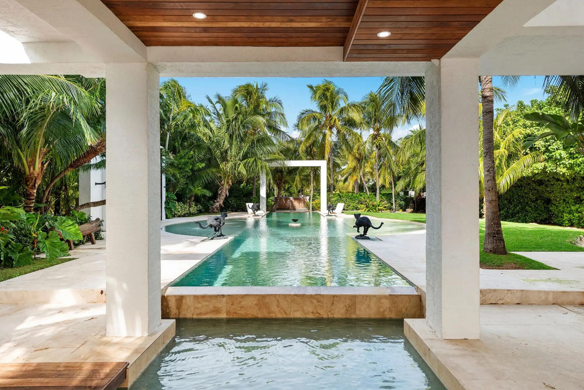 60 Ocean Front Drive, Key Largo, FL 33037 Photo