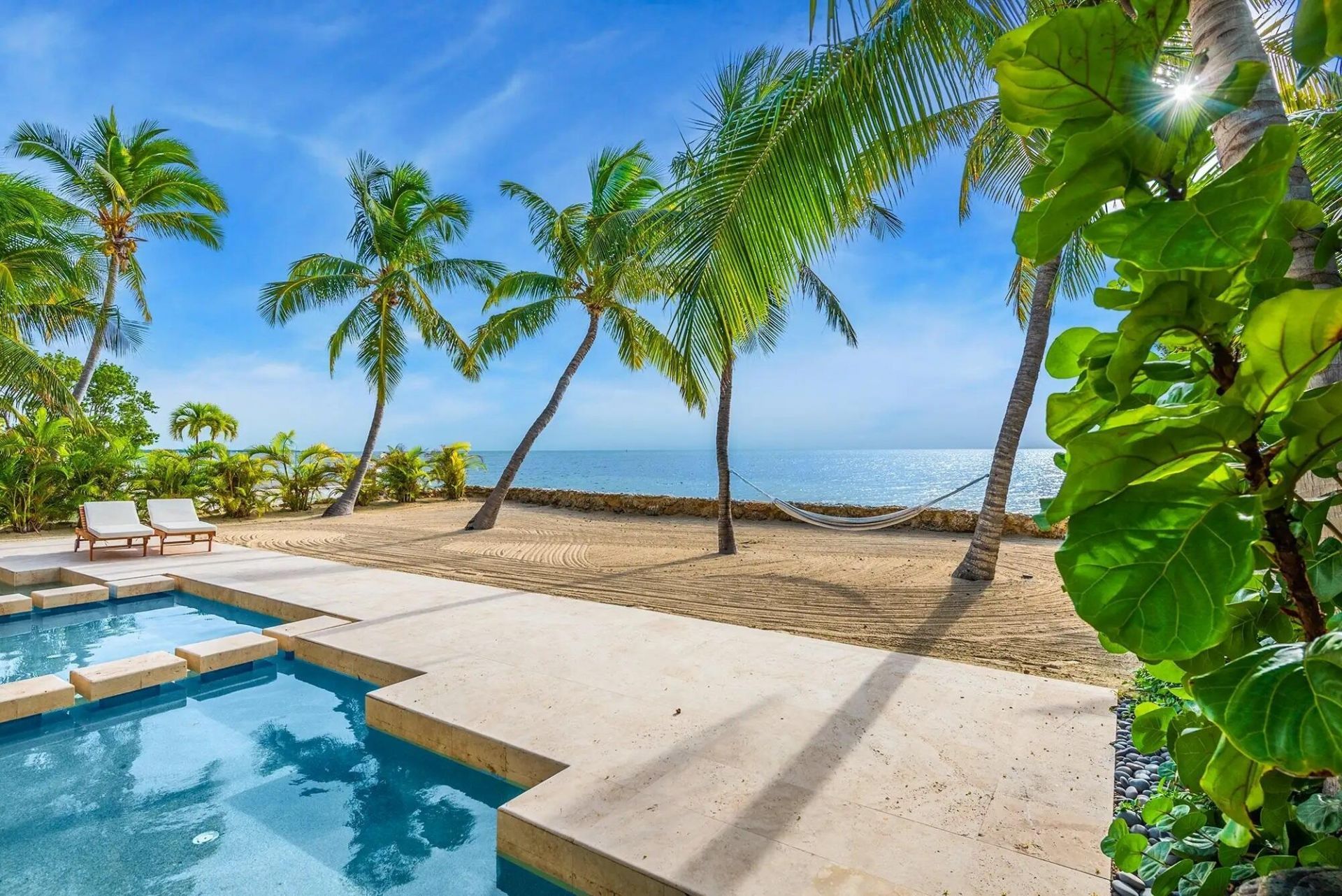 60 Ocean Front Drive, Key Largo, FL 33037 Photo