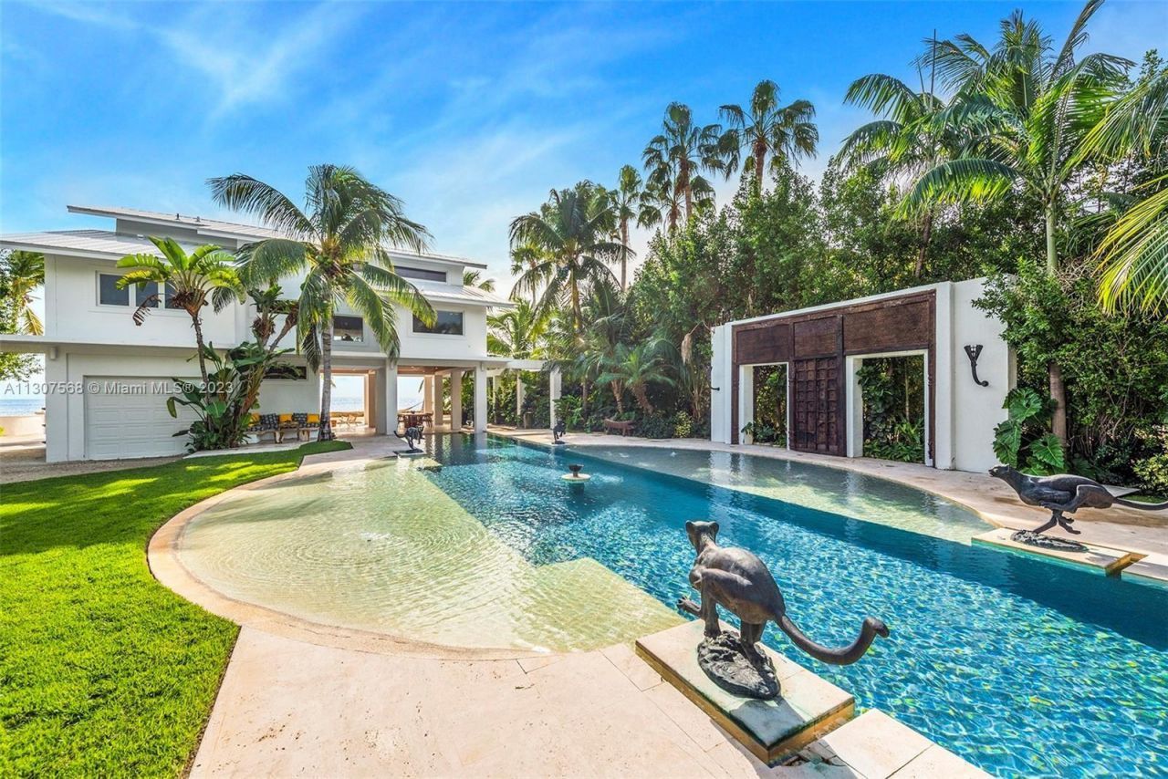 60 Ocean Front Drive, Key Largo, FL 33037 Photo