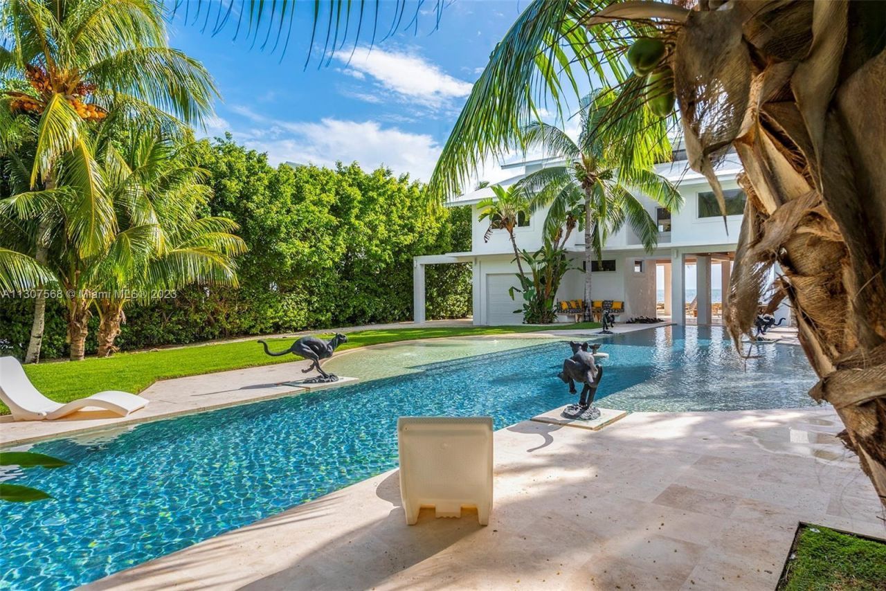 60 Ocean Front Drive, Key Largo, FL 33037 Photo