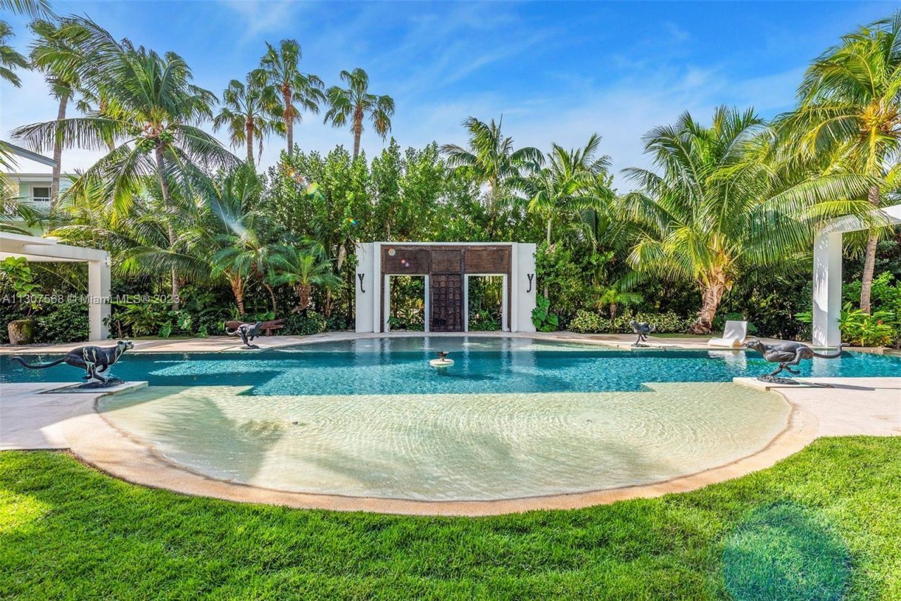 60 Ocean Front Drive, Key Largo, FL 33037 Photo