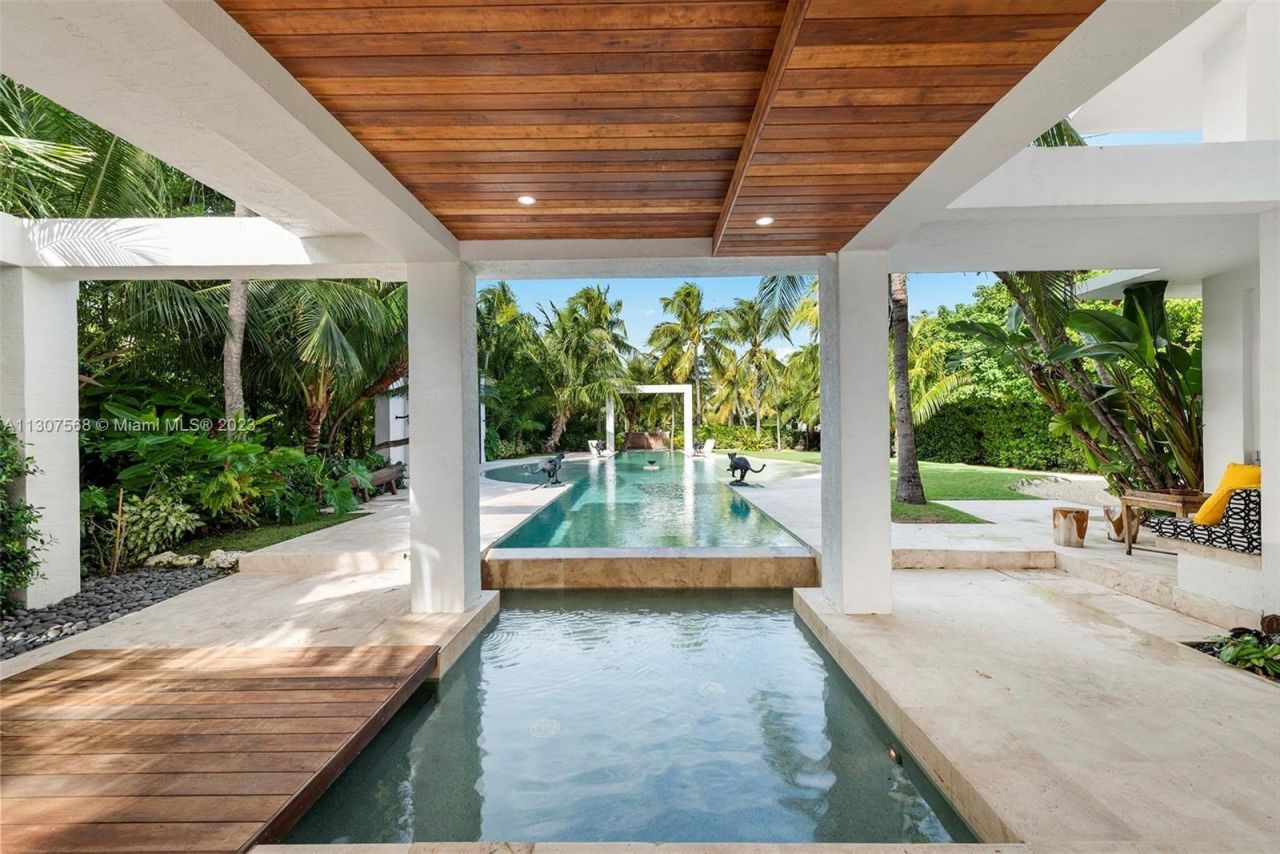 60 Ocean Front Drive, Key Largo, FL 33037 Photo
