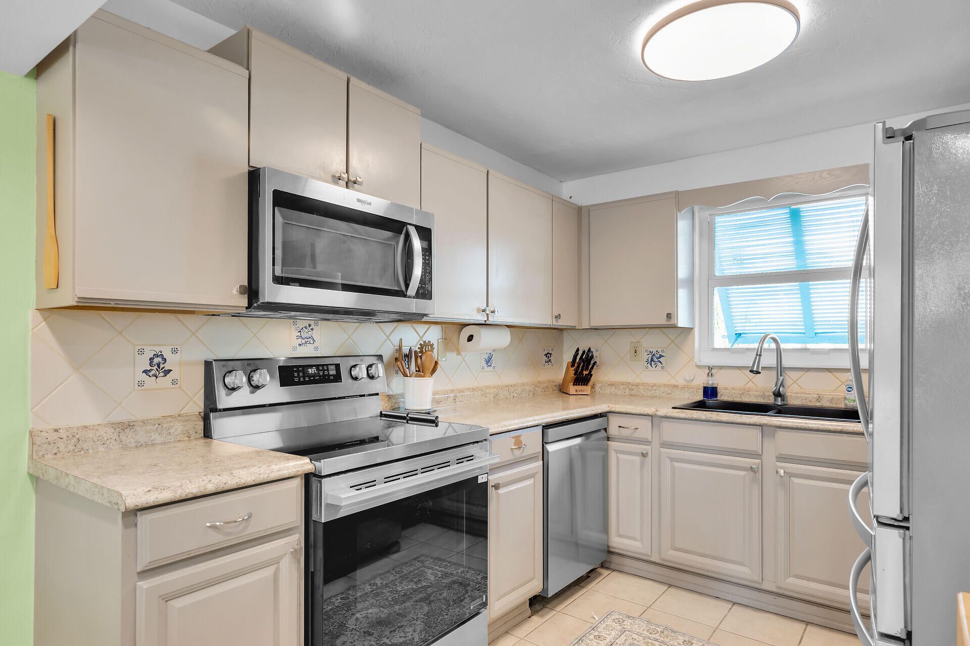 190 10th Street, Unit 190, Key Colony, FL 33051 Photo