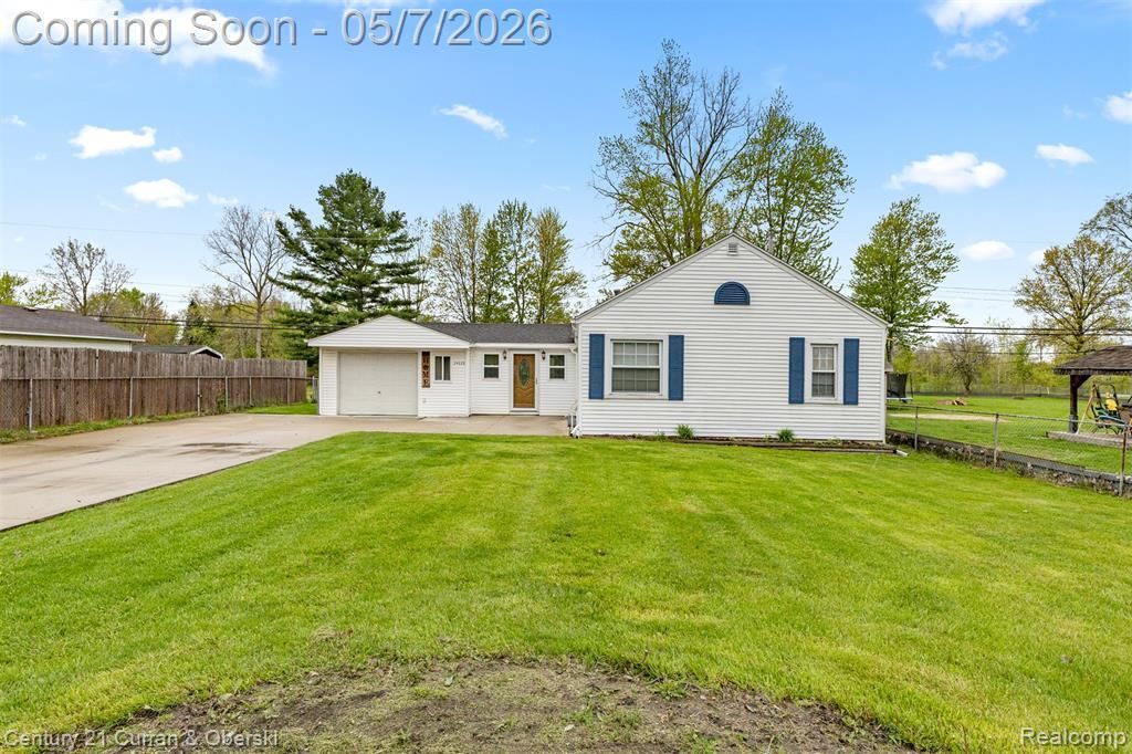 24628 Woodland Drive, Brownstown Township, MI 48134 Main Photo