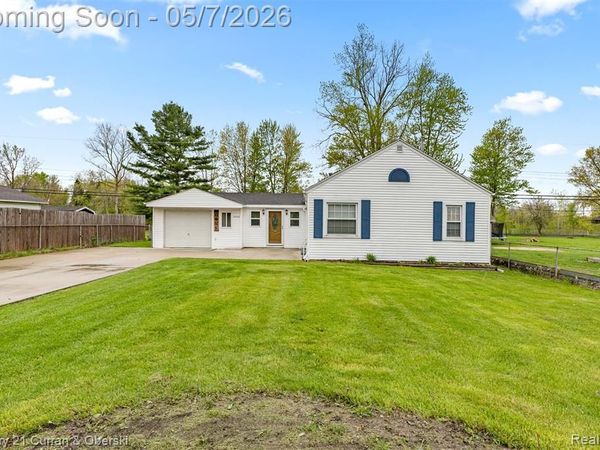 24628 Woodland Drive, Brownstown Twp, MI 48134