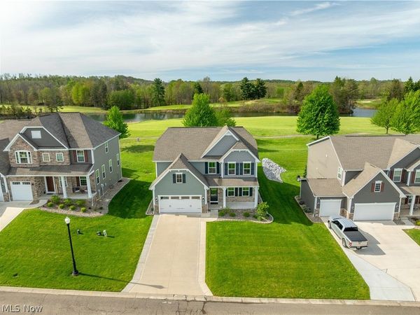 5861 Quarry Lake Drive SE, East Canton, OH 44730