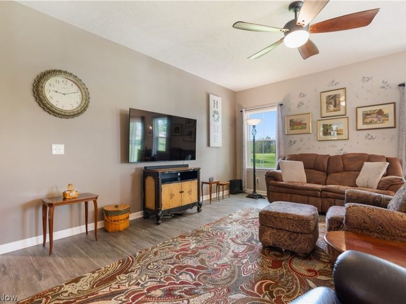 5810 Quarry Lake Drive SE, East Canton, OH 44730 Photo 11