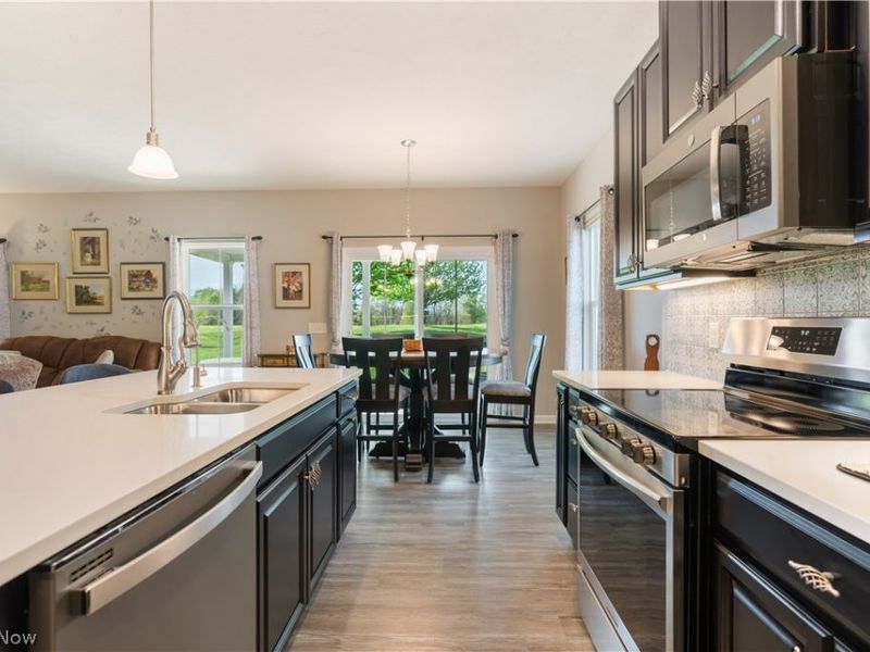 5810 Quarry Lake Drive SE, East Canton, OH 44730 Photo 15