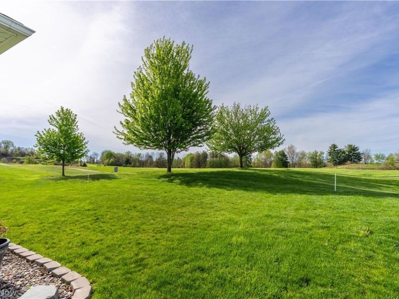 5810 Quarry Lake Drive SE, East Canton, OH 44730 Photo 34