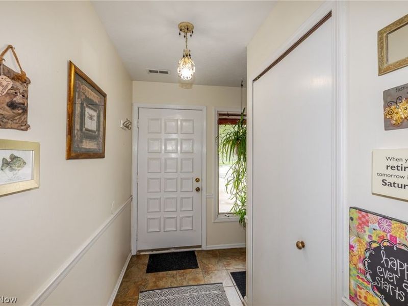 6919 W Fitzwater Road, Unit 17, Brecksville, OH 44141 Photo 2