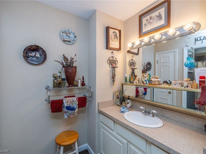 6919 W Fitzwater Road, Unit 17, Brecksville, OH 44141 Photo 24