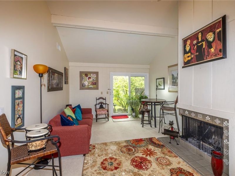 6919 W Fitzwater Road, Unit 17, Brecksville, OH 44141 Photo 8