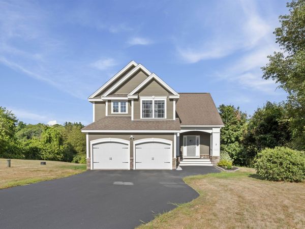 3 Orchard Hill Road, Epping, NH 03042