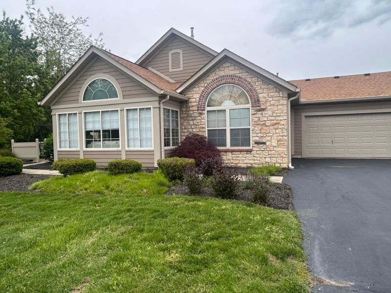 855 Lambton Circle W, Lancaster, OH 43130 Photo 2