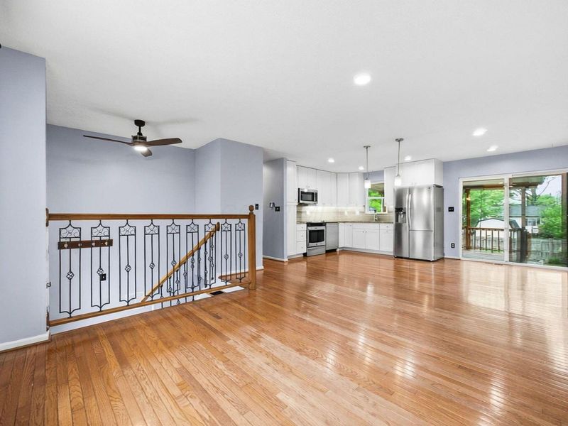 721 Mistletoe Street, Columbus, OH 43230 Photo 6