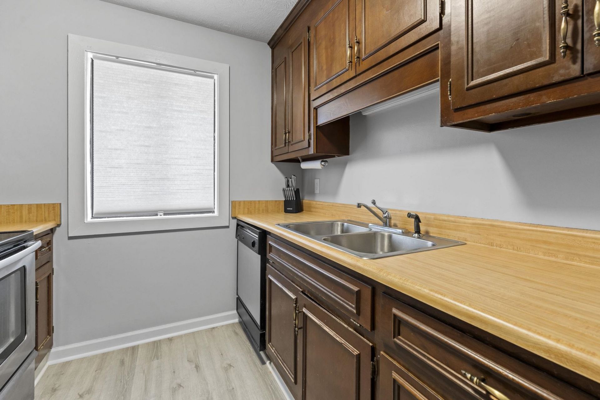 206 Maison Dr.  Photo 9