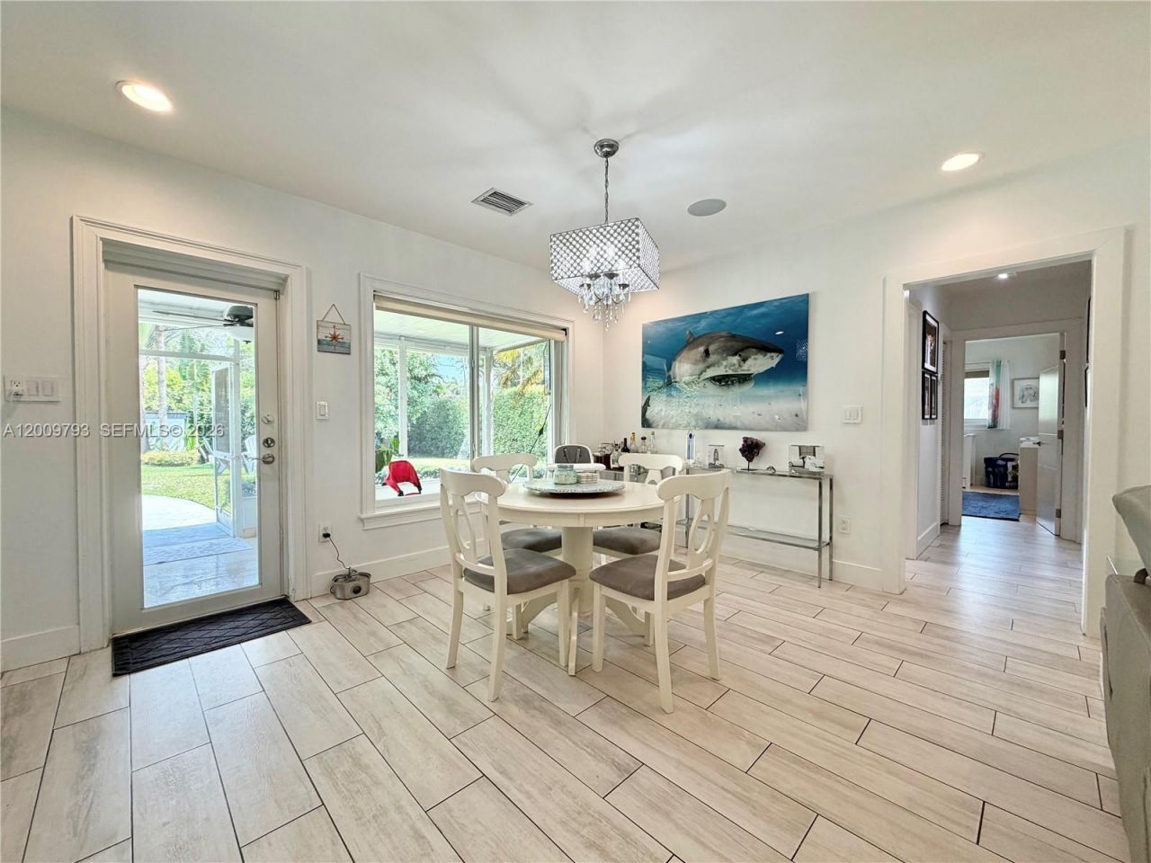 823 NE 107th St , Biscayne Park, FL 33161 Photo