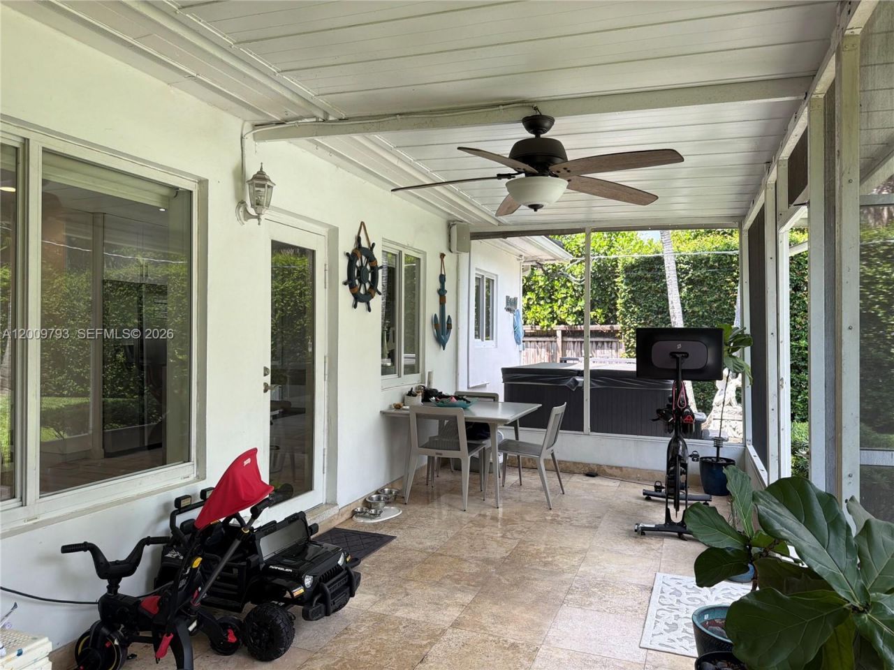 823 NE 107th St , Biscayne Park, FL 33161 Photo