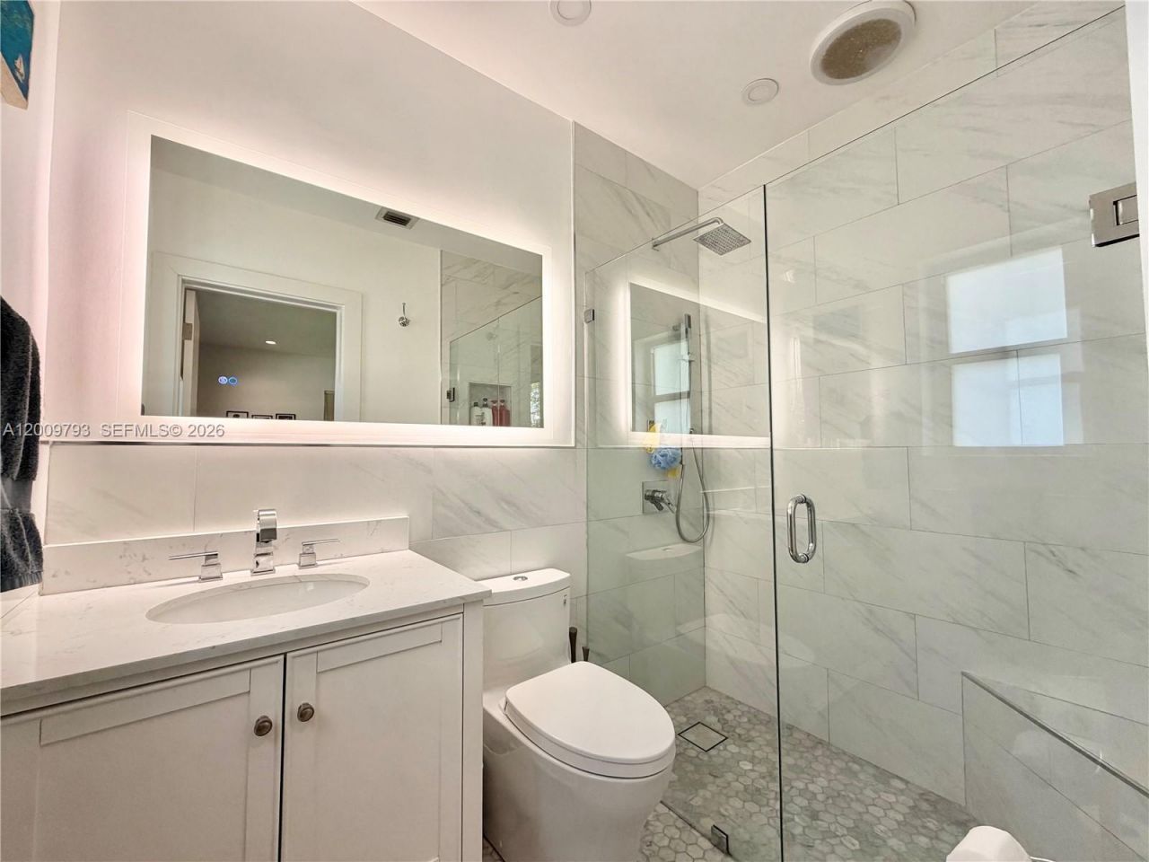 823 NE 107th St , Biscayne Park, FL 33161 Photo