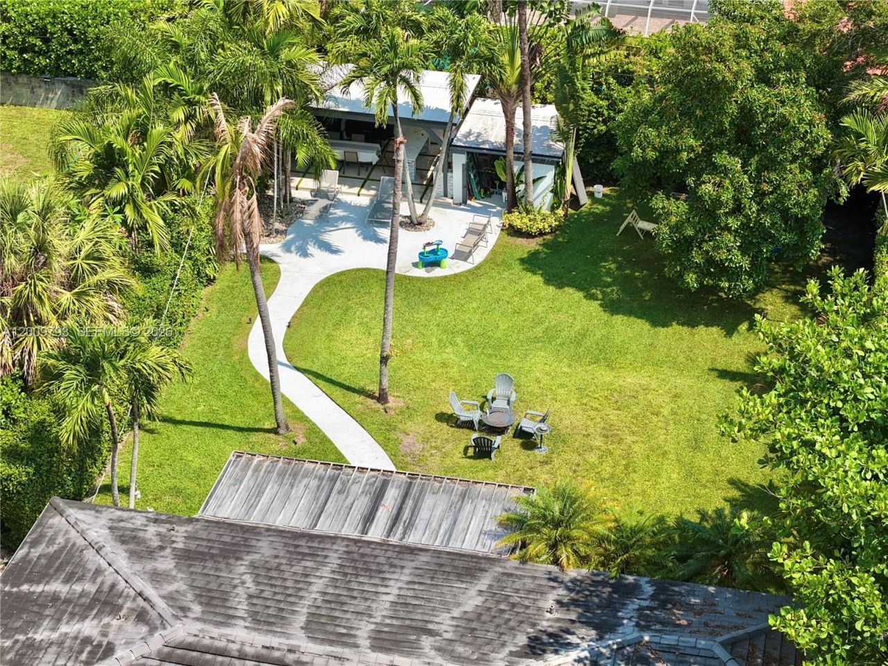 823 NE 107th St , Biscayne Park, FL 33161 Photo