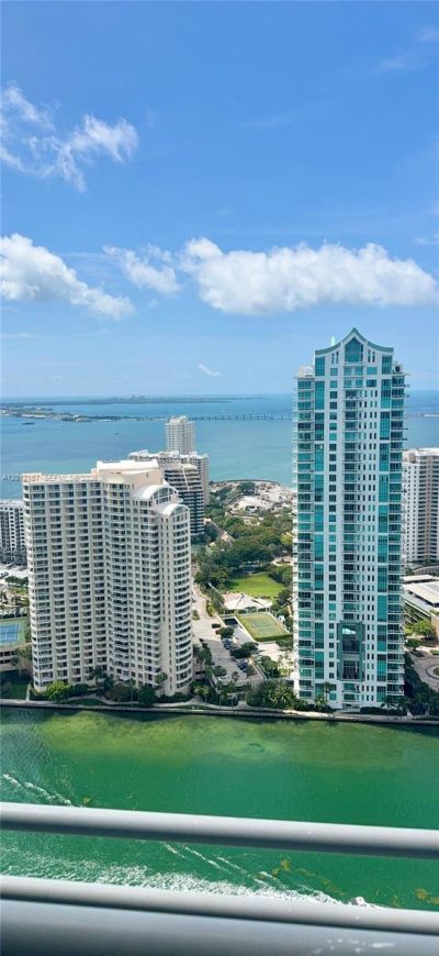 335 S Biscayne Blvd, Unit UPH-01, Miami, FL 33131 Photo