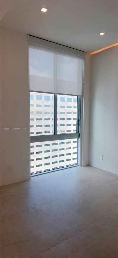 335 S Biscayne Blvd, Unit UPH-01, Miami, FL 33131 Photo