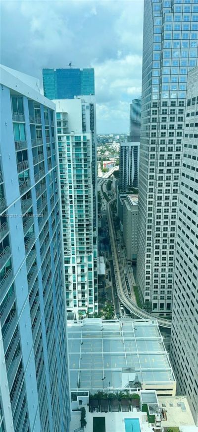 335 S Biscayne Blvd, Unit UPH-01, Miami, FL 33131 Photo