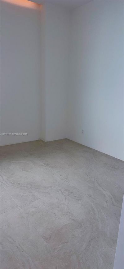 335 S Biscayne Blvd, Unit UPH-01, Miami, FL 33131 Photo