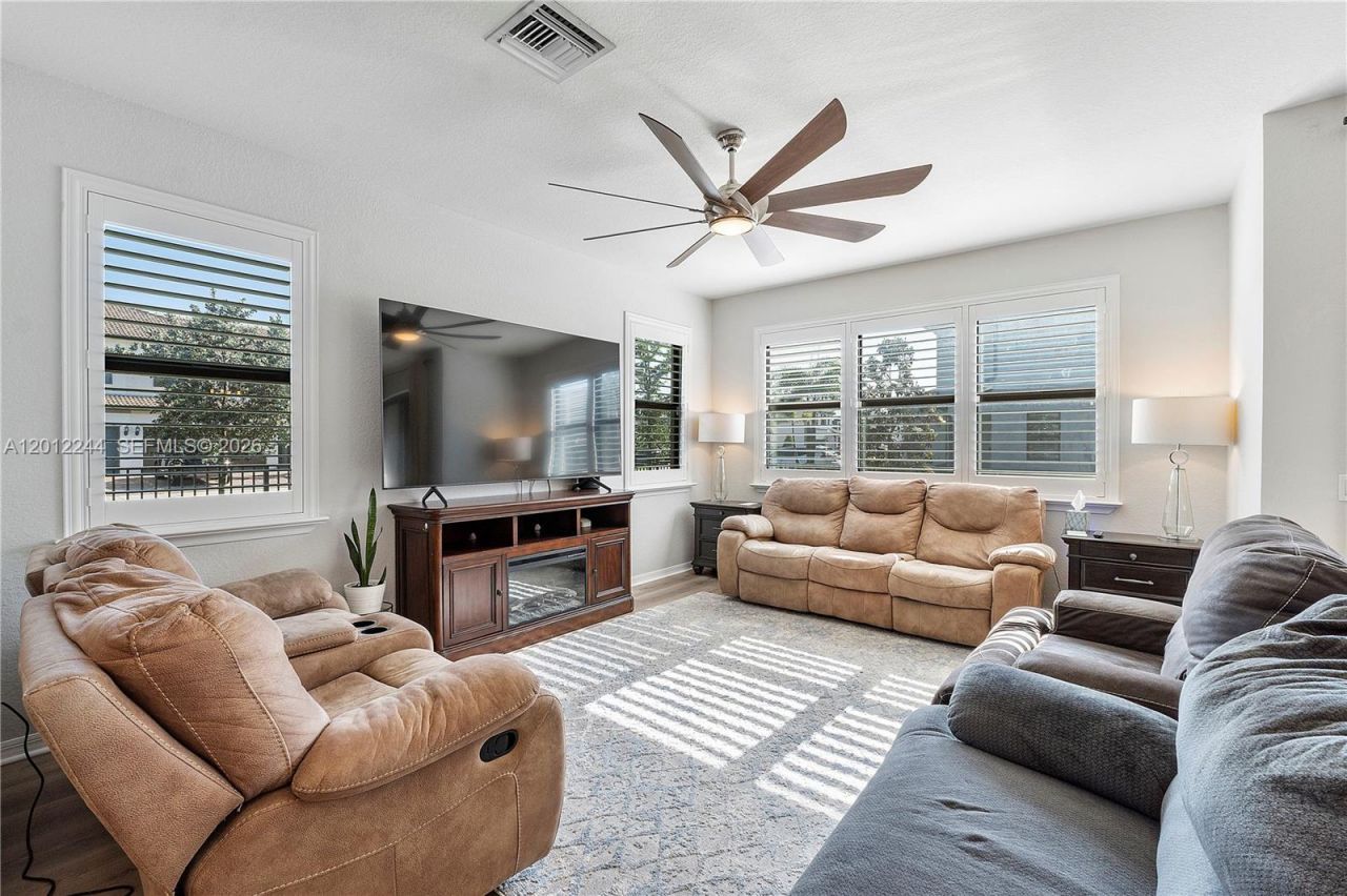 4844 San Fratello Cir , Lake Worth, FL 33467 Photo