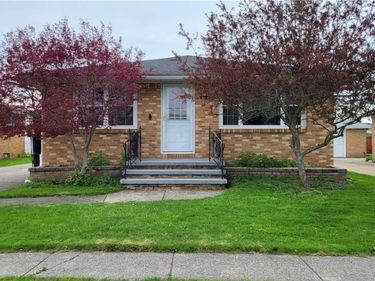 61 Barlow Avenue, Buffalo, NY 14218