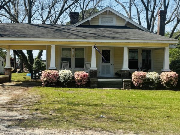 1011 Raleigh Road, Clinton, NC 28328