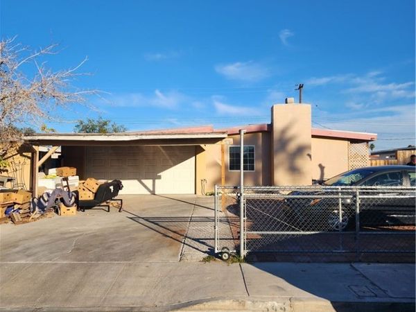344 S Mallard Street , Las Vegas, NV 89107