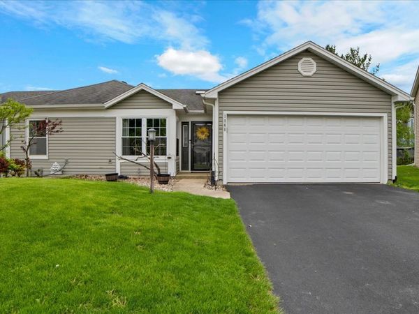 1846 Shetland Road , Naperville, IL 60565