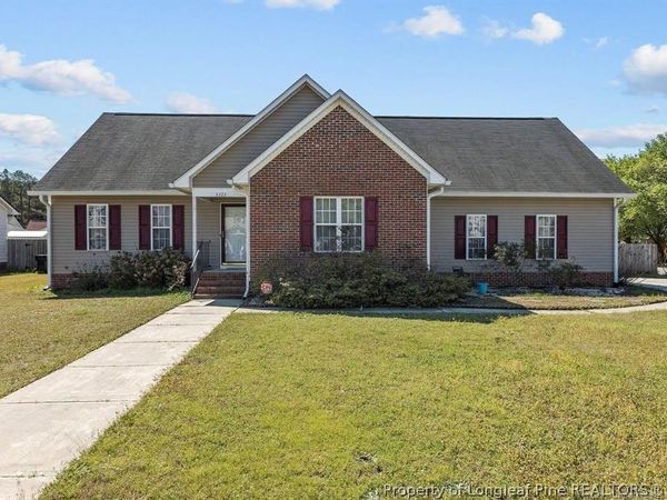 5323 Ahoskie Drive, Hope Mills, NC 28348