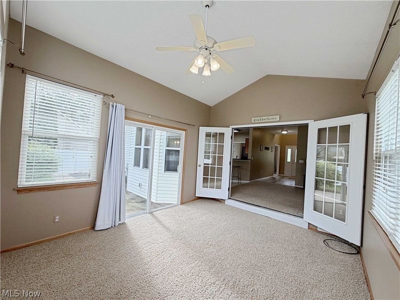 921 Lockwood Road, Barberton, OH 44203 Photo 18