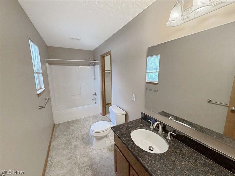 921 Lockwood Road, Barberton, OH 44203 Photo 25