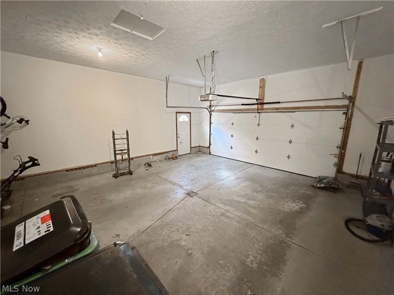 921 Lockwood Road, Barberton, OH 44203 Photo 35