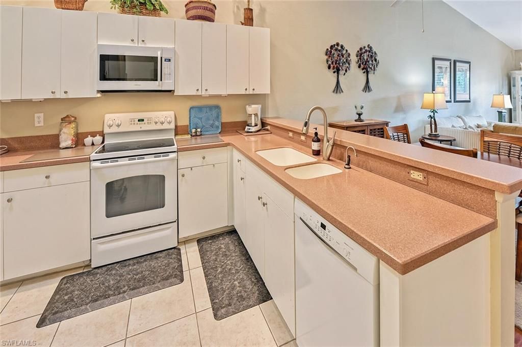 3728 Stone Way , Estero, FL 33928 Photo