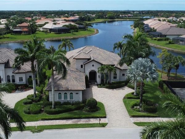6685 Costa CIR , NAPLES, FL 34113