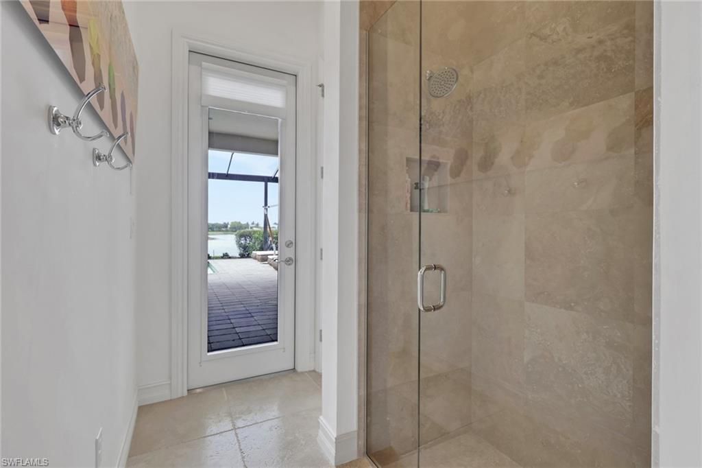 6685 Costa Cir, Naples, FL 34113 Photo